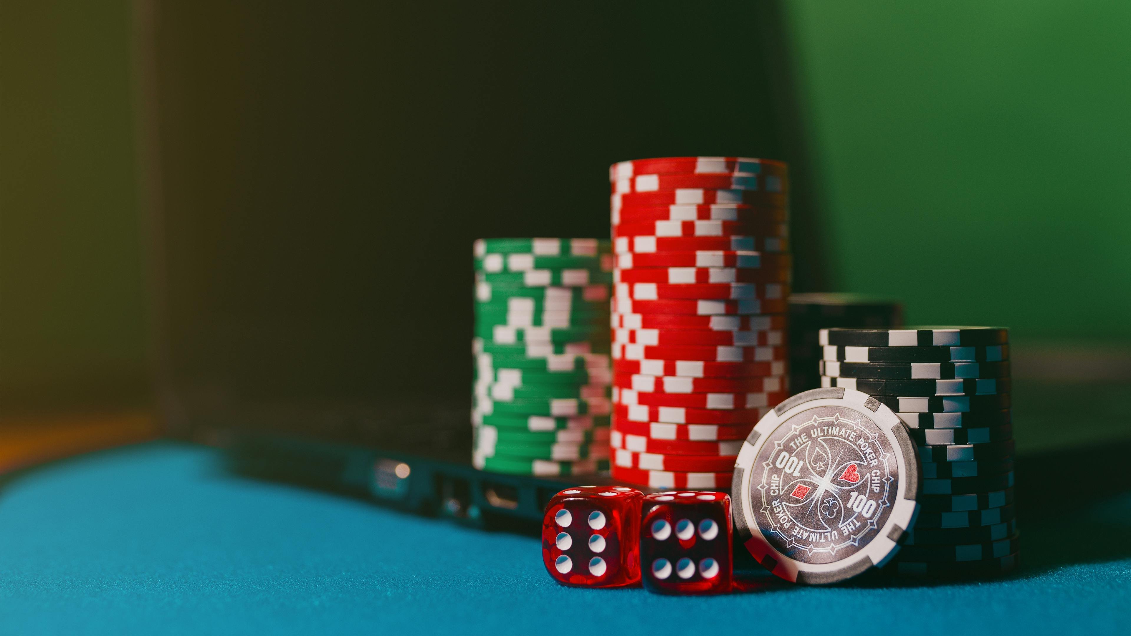 casinopus mobile app showing casino games on Android smartphone Philippines